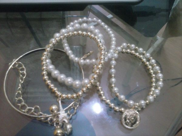 PULSERA PEROLAS CONTEM 6UN